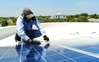 Manutenzione impianto fotovoltaico su tetto aziendale: in cosa consiste e quanto costa